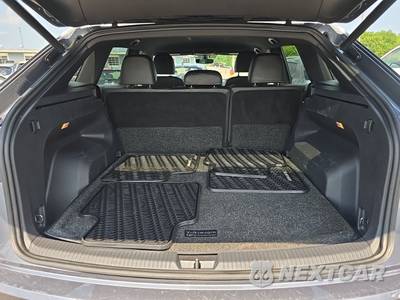 2020 Volkswagen Atlas Cross Sport 2.0T SE - zdjęcie 16 z 28 - miniatura