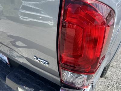 2021 Toyota Tacoma SR5 Crew Cab Medium Bed - zdjęcie 41 z 49 - miniatura