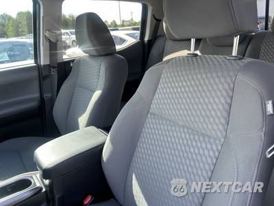 2021 Toyota Tacoma SR5 Crew Cab Medium Bed - zdjęcie 17 z 49 - miniatura