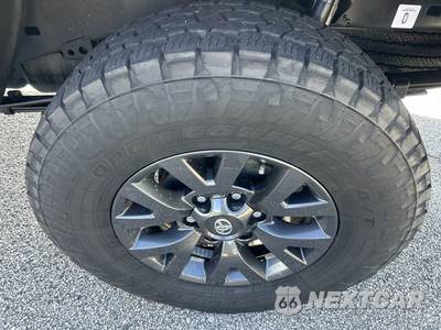 2021 Toyota Tacoma SR5 Crew Cab Medium Bed - zdjęcie 37 z 49 - miniatura