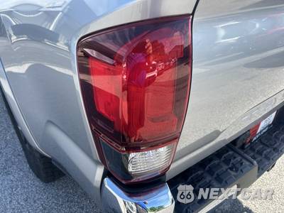 2021 Toyota Tacoma SR5 Crew Cab Medium Bed - zdjęcie 38 z 49 - miniatura