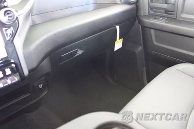 2026 Ram 2500 Tradesman Crew Cab Long Bed - zdjęcie 29 z 50 - miniatura