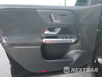 2023 Mercedes-Benz GLB 250 - zdjęcie 9 z 19 - miniatura