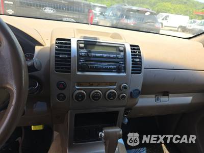 2005 Nissan Pathfinder SE - zdjęcie 11 z 37 - miniatura