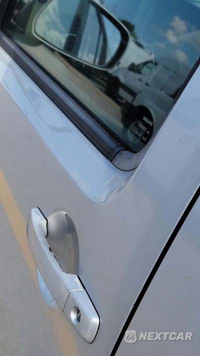 2005 Nissan Pathfinder SE - zdjęcie 34 z 37 - miniatura