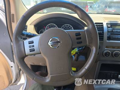 2005 Nissan Pathfinder SE - zdjęcie 10 z 37 - miniatura