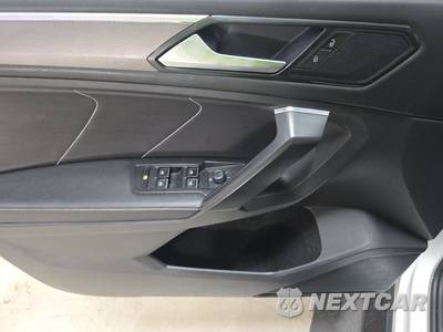 2023 Volkswagen Tiguan SE R-Line Black - zdjęcie 9 z 25 - miniatura