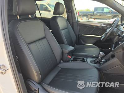 2023 Volkswagen Tiguan SE R-Line Black - zdjęcie 8 z 25 - miniatura