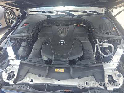 2020 Mercedes-Benz E 450 Coupe - zdjęcie 15 z 31 - miniatura