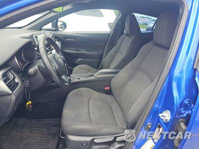 2018 Toyota C-HR XLE Premium - zdjęcie 7 z 21 - miniatura