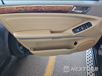 2010 Mercedes-Benz ML 550 - zdjęcie 9 z 34 - miniatura