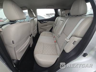 2021 Nissan Rogue Sport SV - zdjęcie 13 z 26 - miniatura