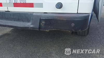 2020 Nissan NV2500 HD Cargo SV Standard Roof 146.1" WB - zdjęcie 31 z 35 - miniatura