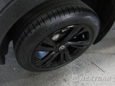2024 Volkswagen Tiguan SE R-Line Black - zdjęcie 20 z 23 - miniatura