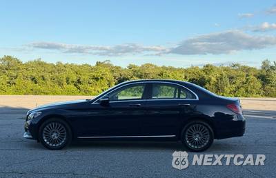 2015 Mercedes-Benz C 300 4MATIC Sedan w/Luxury Pkg - zdjęcie 8 z 15 - miniatura