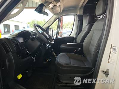 2025 Ram ProMaster 2500 Cargo Van Tradesman w/Passenger Seat Low Roof 136.0" WB - zdjęcie 7 z 29 - miniatura