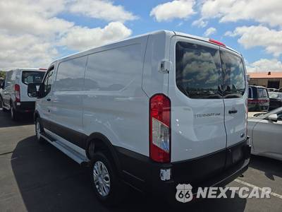 2025 Ford Transit 250 Cargo Van Low Roof 130.0" WB - zdjęcie 6 z 29 - miniatura