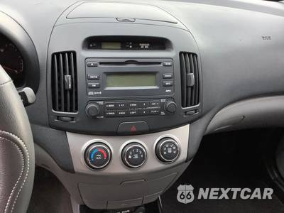 2010 Hyundai Elantra GLS Sedan - zdjęcie 14 z 36 - miniatura