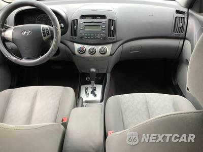 2010 Hyundai Elantra GLS Sedan - zdjęcie 29 z 36 - miniatura