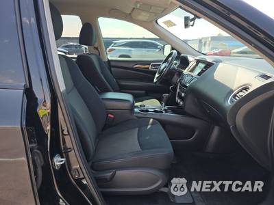 2019 Nissan Pathfinder SV - zdjęcie 2 z 41 - miniatura