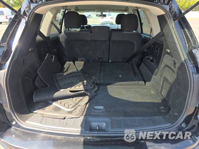 2019 Nissan Pathfinder SV - zdjęcie 12 z 41 - miniatura