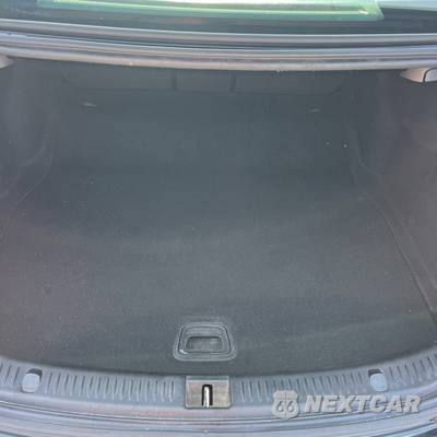 2017 Mercedes-Benz E 300 Sport 4MATIC Sedan - zdjęcie 45 z 50 - miniatura