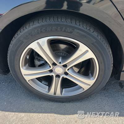 2017 Mercedes-Benz E 300 Sport 4MATIC Sedan - zdjęcie 47 z 50 - miniatura