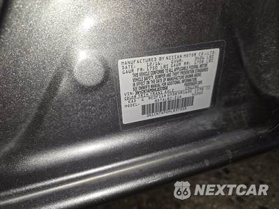 2017 Nissan Versa Sedan SV - zdjęcie 14 z 33 - miniatura