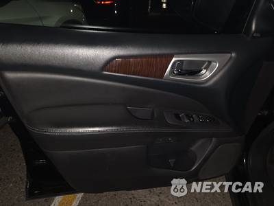 2015 Nissan Pathfinder Platinum - zdjęcie 9 z 37 - miniatura