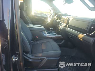 2022 Chevrolet Silverado 1500 LT Trail Boss Crew Cab Medium Bed 2LT - zdjęcie 14 z 32 - miniatura