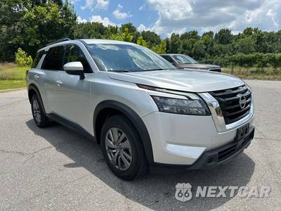 2025 Nissan Pathfinder SV - zdjęcie 3 z 34 - miniatura