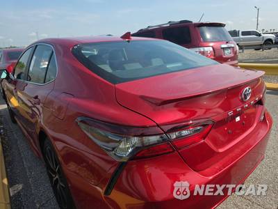 2024 Toyota Camry SE - zdjęcie 6 z 35 - miniatura