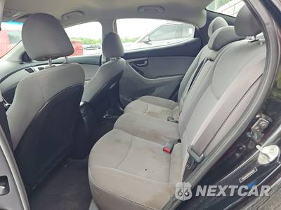 2014 Hyundai Elantra SE Sedan - zdjęcie 13 z 32 - miniatura