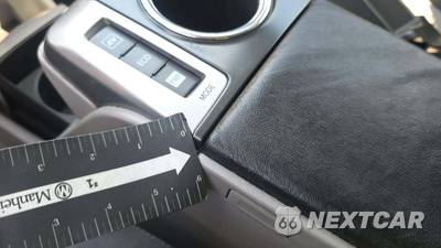 2015 Toyota Prius v Three - zdjęcie 42 z 46 - miniatura
