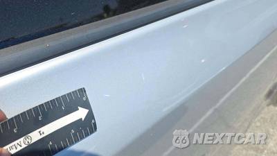 2015 Toyota Prius v Three - zdjęcie 38 z 46 - miniatura