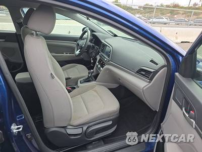 2020 Hyundai Elantra SEL Sedan - zdjęcie 8 z 41 - miniatura