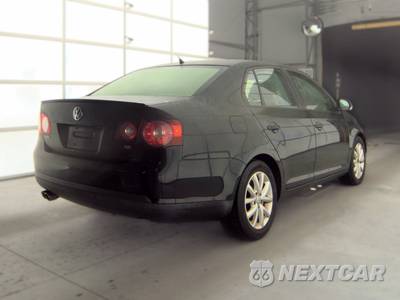 2010 Volkswagen Jetta Sedan Limited - zdjęcie 4 z 49 - miniatura
