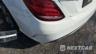 2016 Mercedes-Benz C 300 4MATIC w/Sport Pkg - zdjęcie 38 z 45 - miniatura