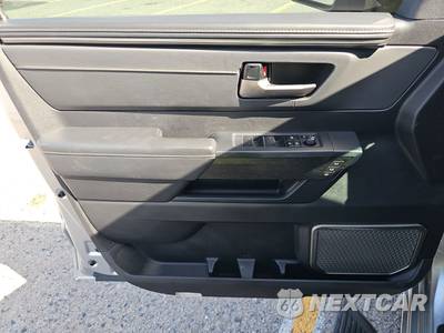 2026 Toyota Sequoia Capstone - zdjęcie 15 z 30 - miniatura
