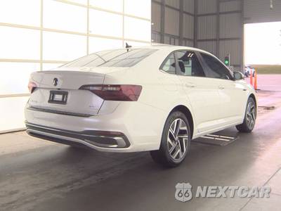 2024 Volkswagen Jetta SEL - zdjęcie 4 z 27 - miniatura