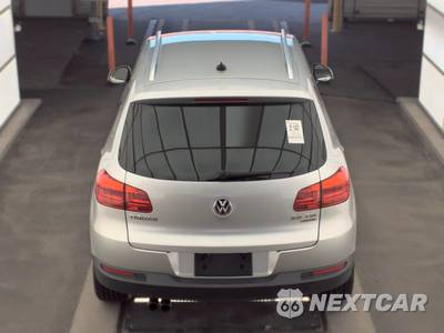 2013 Volkswagen Tiguan SE - zdjęcie 5 z 31 - miniatura