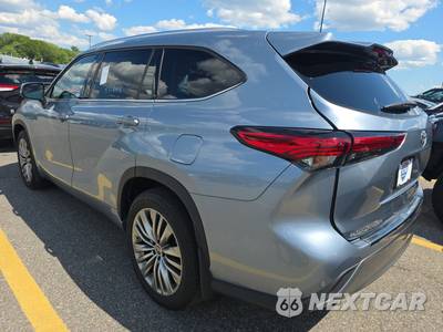 2021 Toyota Highlander Platinum - zdjęcie 6 z 20 - miniatura