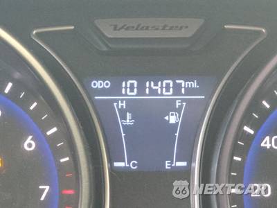 2015 Hyundai Veloster Turbo - zdjęcie 12 z 30 - miniatura