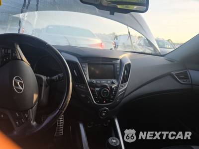 2015 Hyundai Veloster Turbo - zdjęcie 11 z 30 - miniatura