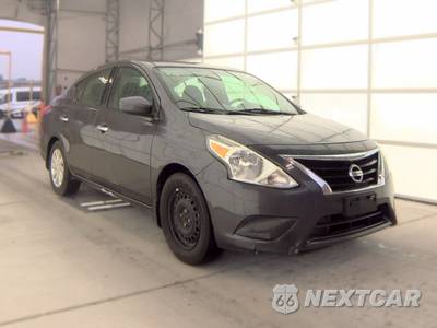 2015 Nissan Versa SV - zdjęcie 3 z 38 - miniatura