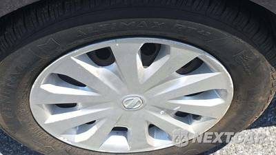 2015 Nissan Versa SV - zdjęcie 26 z 38 - miniatura