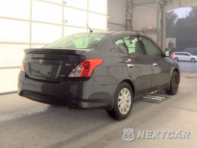 2015 Nissan Versa SV - zdjęcie 4 z 38 - miniatura