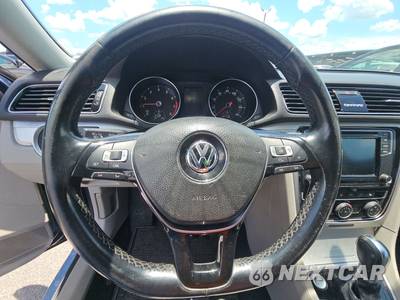 2019 Volkswagen Passat Wolfsburg - zdjęcie 10 z 40 - miniatura