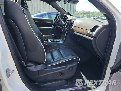 2014 Jeep Grand Cherokee Overland - zdjęcie 8 z 23 - miniatura