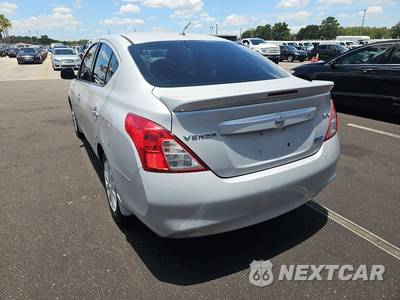 2014 Nissan Versa SV - zdjęcie 6 z 42 - miniatura
